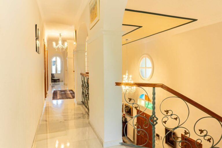 0f879dee5914c436bdf4f150762689aa - 15