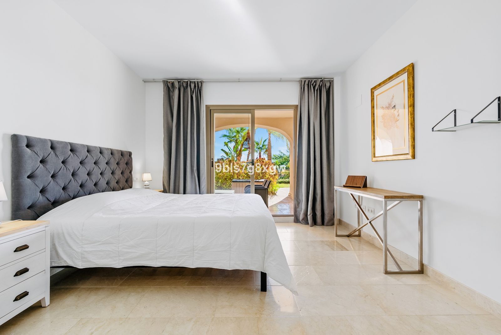 0f8d20044327e3750ec7345ae990176b - 4