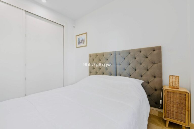 0f8d20044327e3750ec7345ae990176b - 5