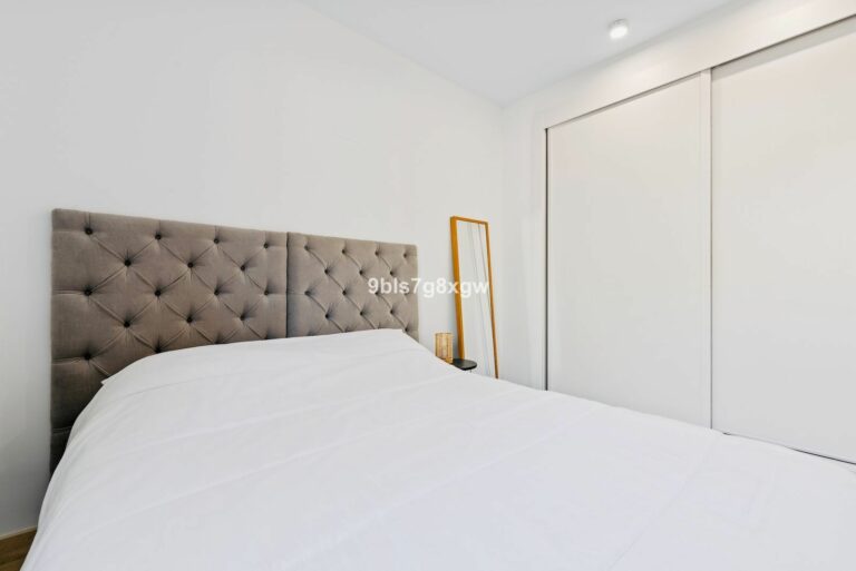 0f8d20044327e3750ec7345ae990176b - 6