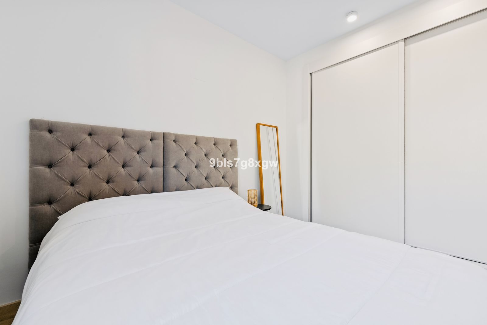 0f8d20044327e3750ec7345ae990176b - 6