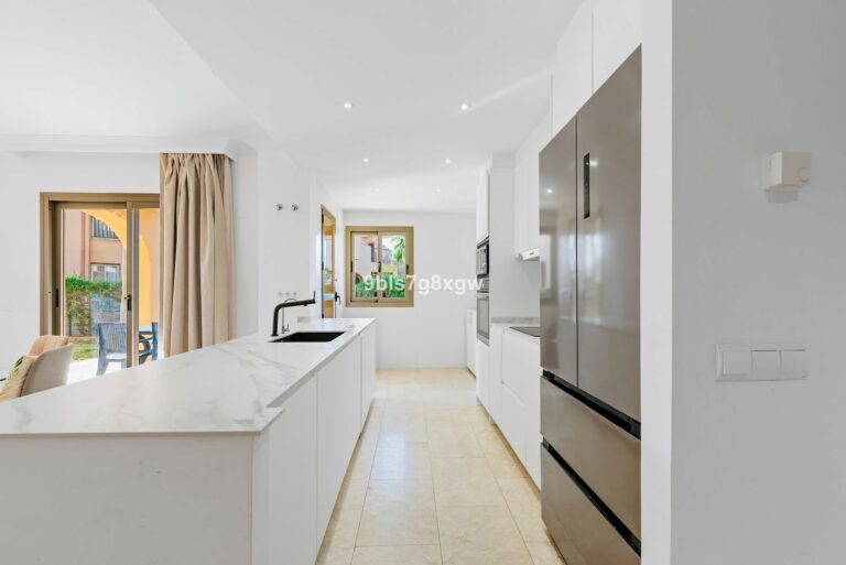 0f8d20044327e3750ec7345ae990176b - 8