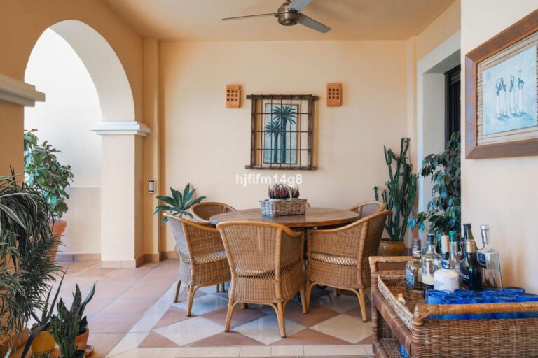 0fc73ef0f074e7a2143bbc47fb7f8b6d - 15