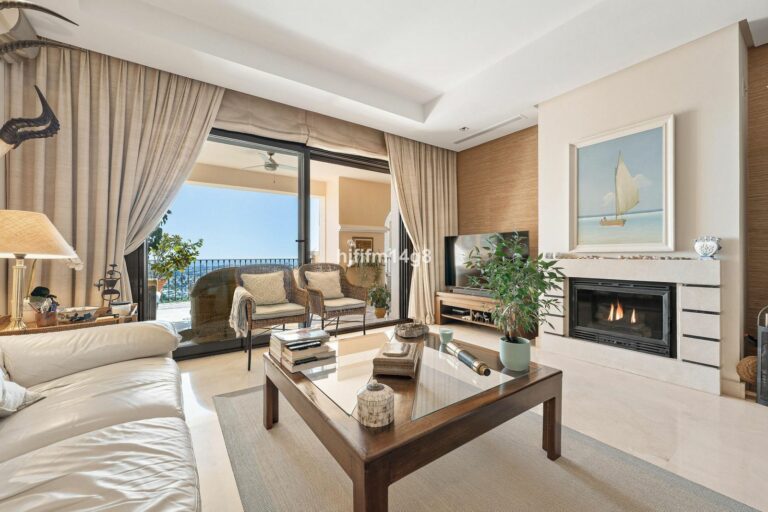 0fc73ef0f074e7a2143bbc47fb7f8b6d - 5