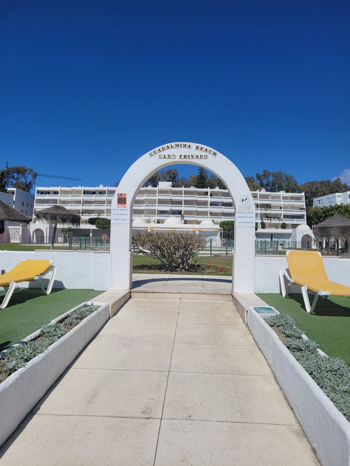 0fe2e78a1b57ee8556f66ca92d93f237 - 1