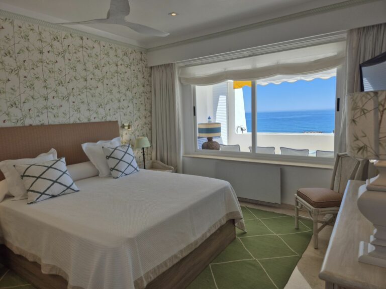 0fe2e78a1b57ee8556f66ca92d93f237 - 9