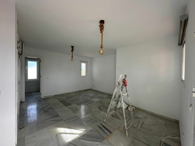 10e6e06febce54754a7285c2173fcf62 - 7