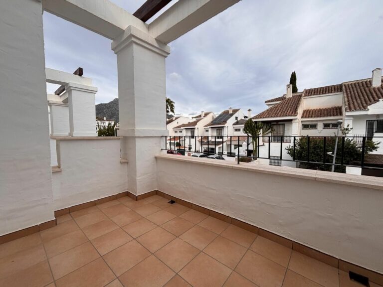 1181c66d0612ae94d4e645cccc6e1bc6 - 10