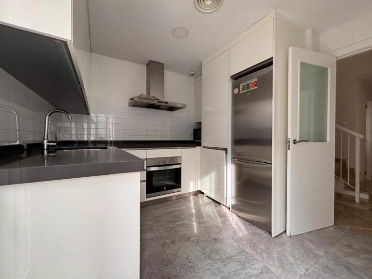 1181c66d0612ae94d4e645cccc6e1bc6 - 8