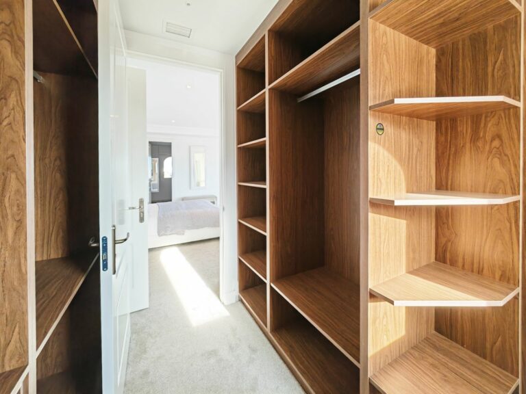 11ac0497bf4140023d734d5b570f5849 - 12