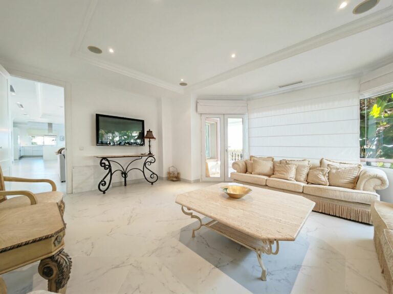 11ac0497bf4140023d734d5b570f5849 - 5