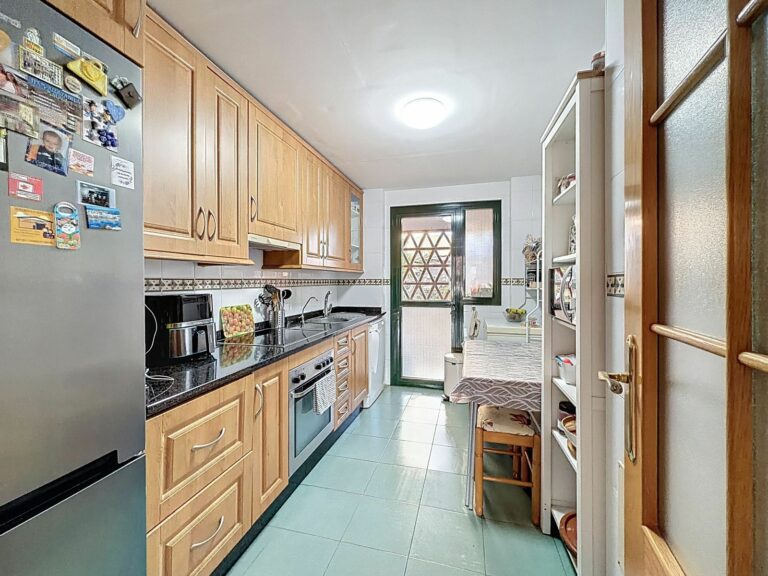 11c7d5be19872a4207c778ac068afc7e - 13