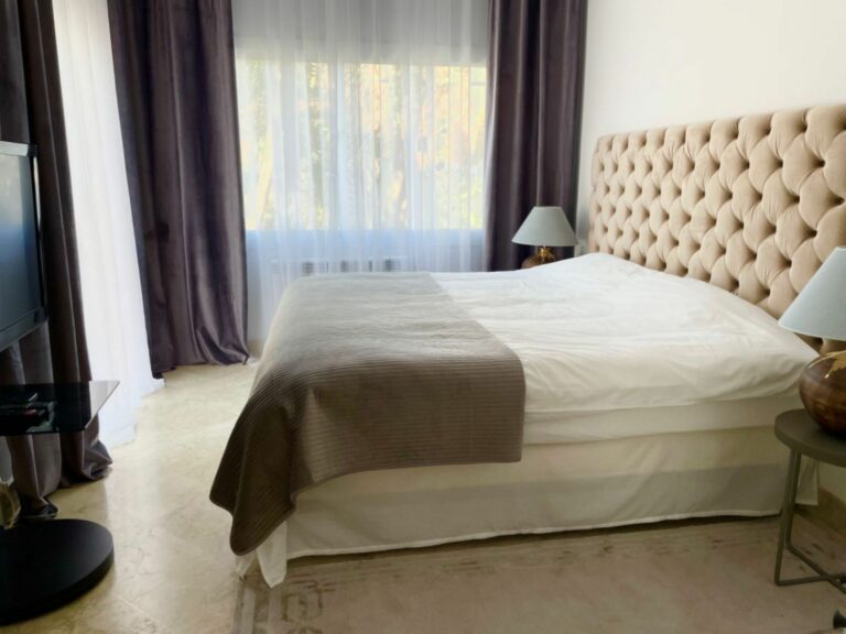 11e238f692e57413921b179b1cac6e59 - 13