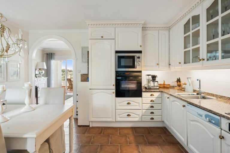 1313dbc11c3b4207c988632e201115dd - 3