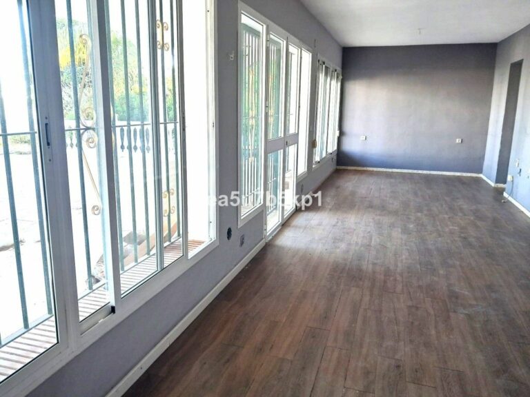 1317d55563089dbaa6fa99a872b4293d - 16