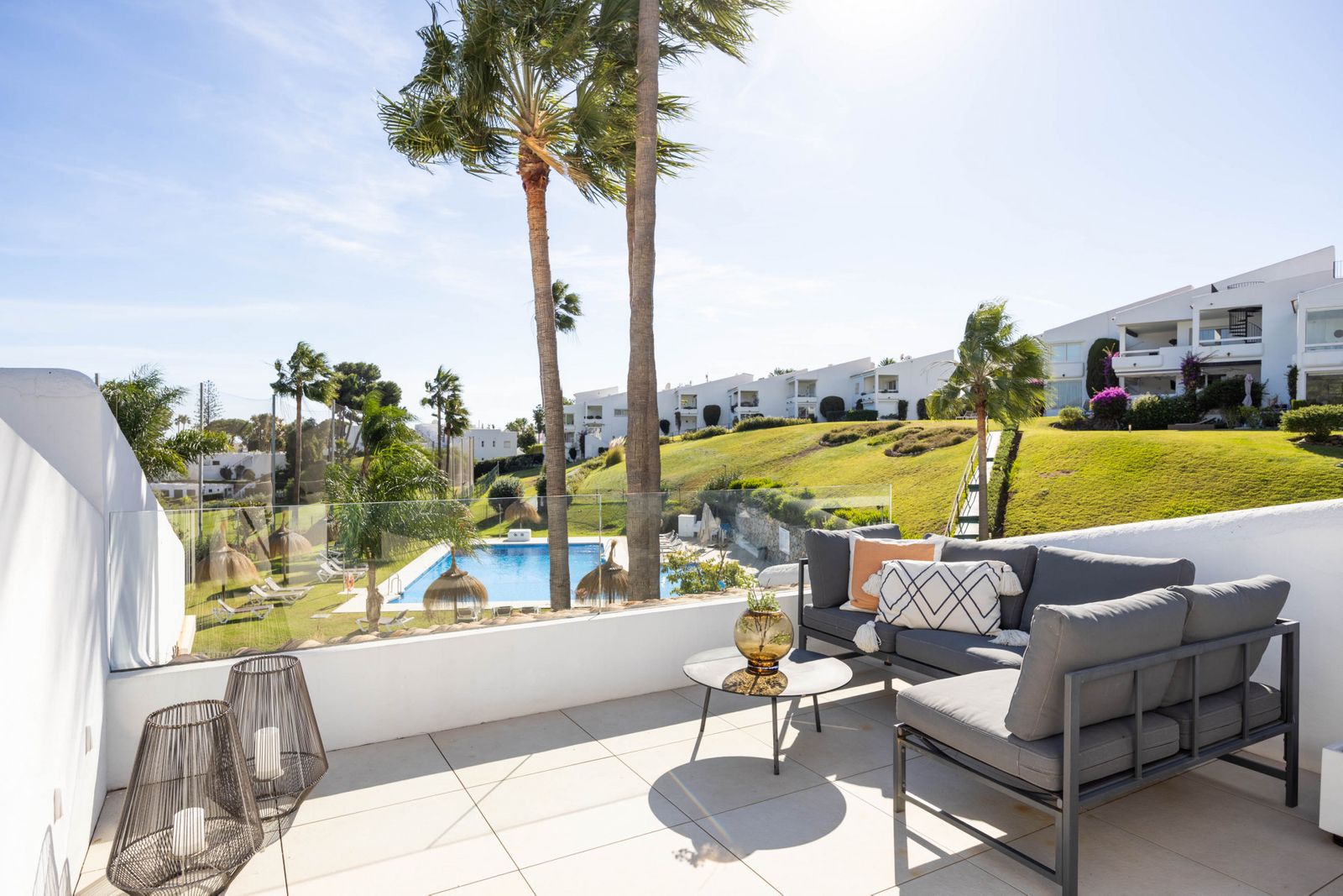 13b68b14343c2261474f3497a88e3e9f - 5