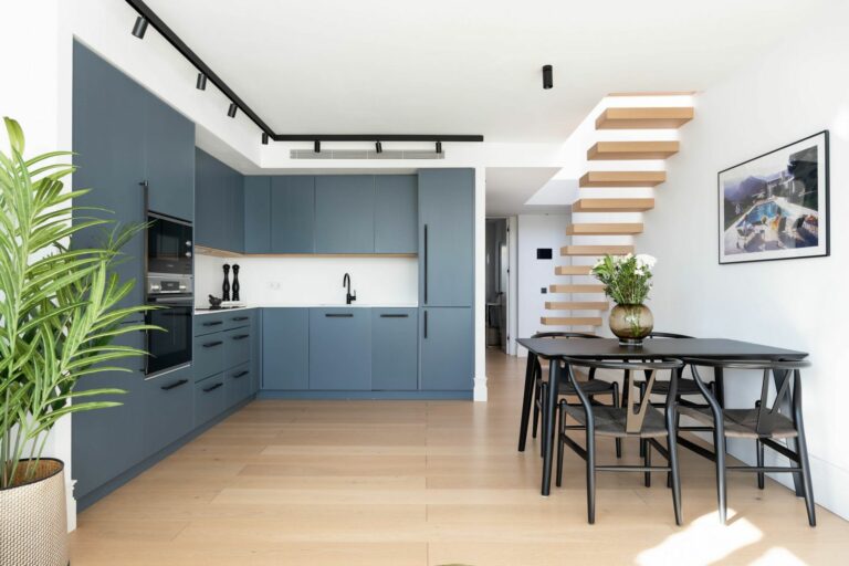 13b68b14343c2261474f3497a88e3e9f - 7