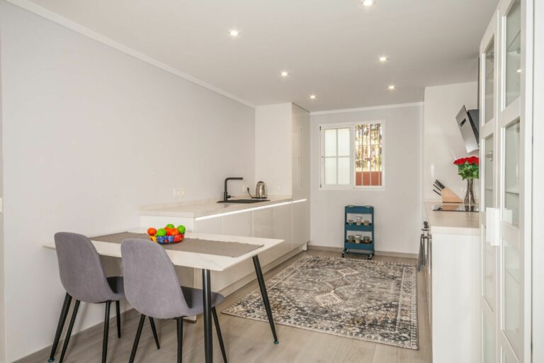 14406bf9f3c2a23825b8bb2fe36cf99d - 4