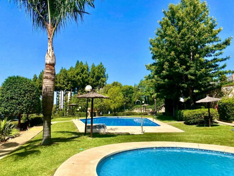 15c2390f4eb91ed6980bdf9f248ce3c3 - 8