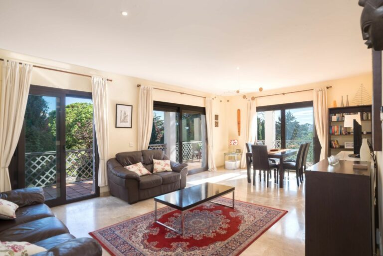 16d431aa78680a50c9c4fb12abc85012 - 1