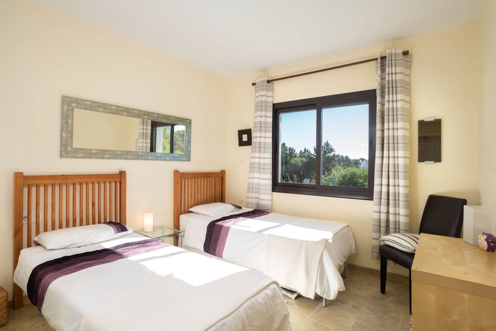 16d431aa78680a50c9c4fb12abc85012 - 7