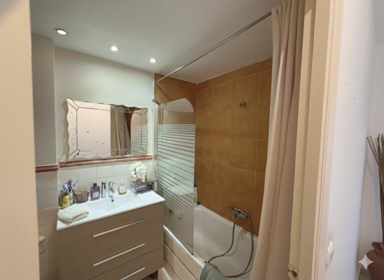 17a72680f08dcb3a3b1784f0e6ea56a6 - 10