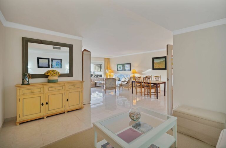 194f9e5f881fdc8dd8c1fe7ce19090ee - 12