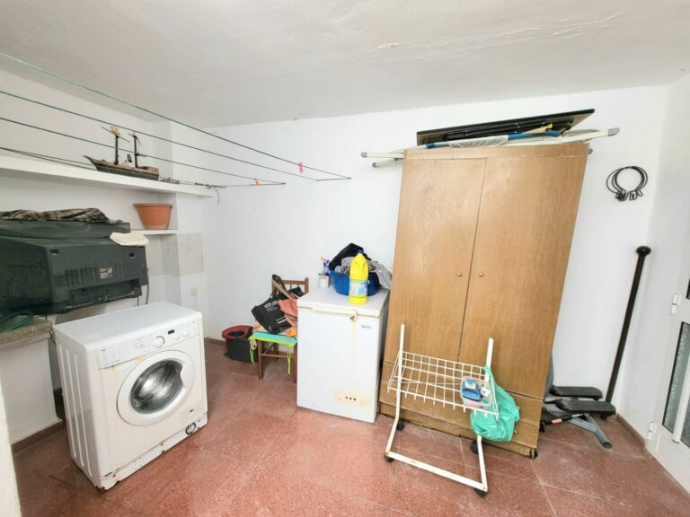 19f725b482b2b8eefcfd1781421f5be5 - 12