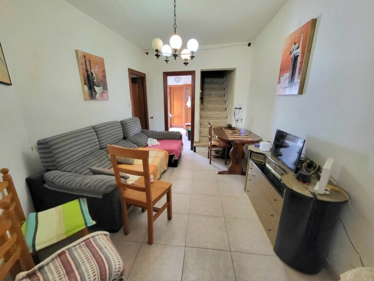 19f725b482b2b8eefcfd1781421f5be5 - 2