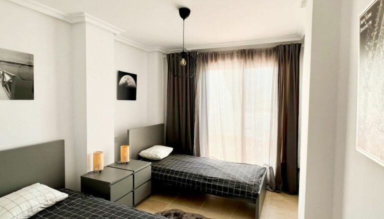 1a7bae4cd6ddff86d1d37b2837dd8d30 - 12