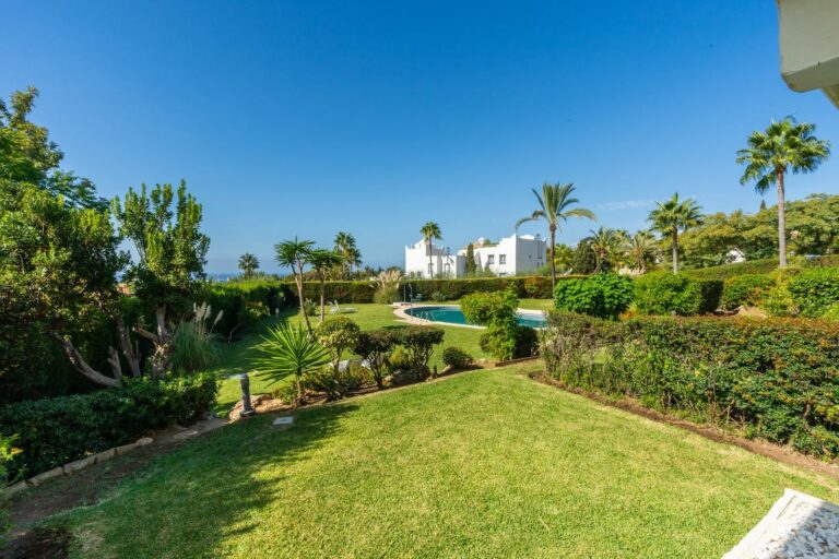 1ad63e0ffca2d1bdd5a3608611a43156 - 2