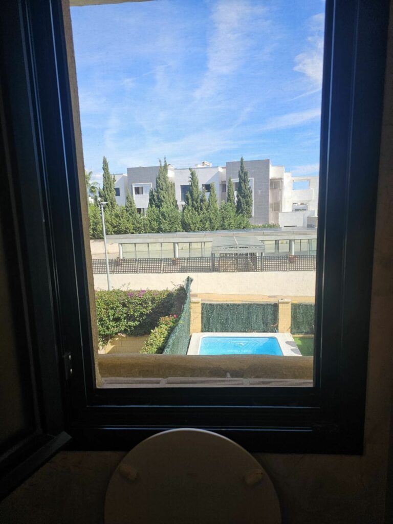 1bc5783f8adb3ce732bcd61f42ad9abb - 3