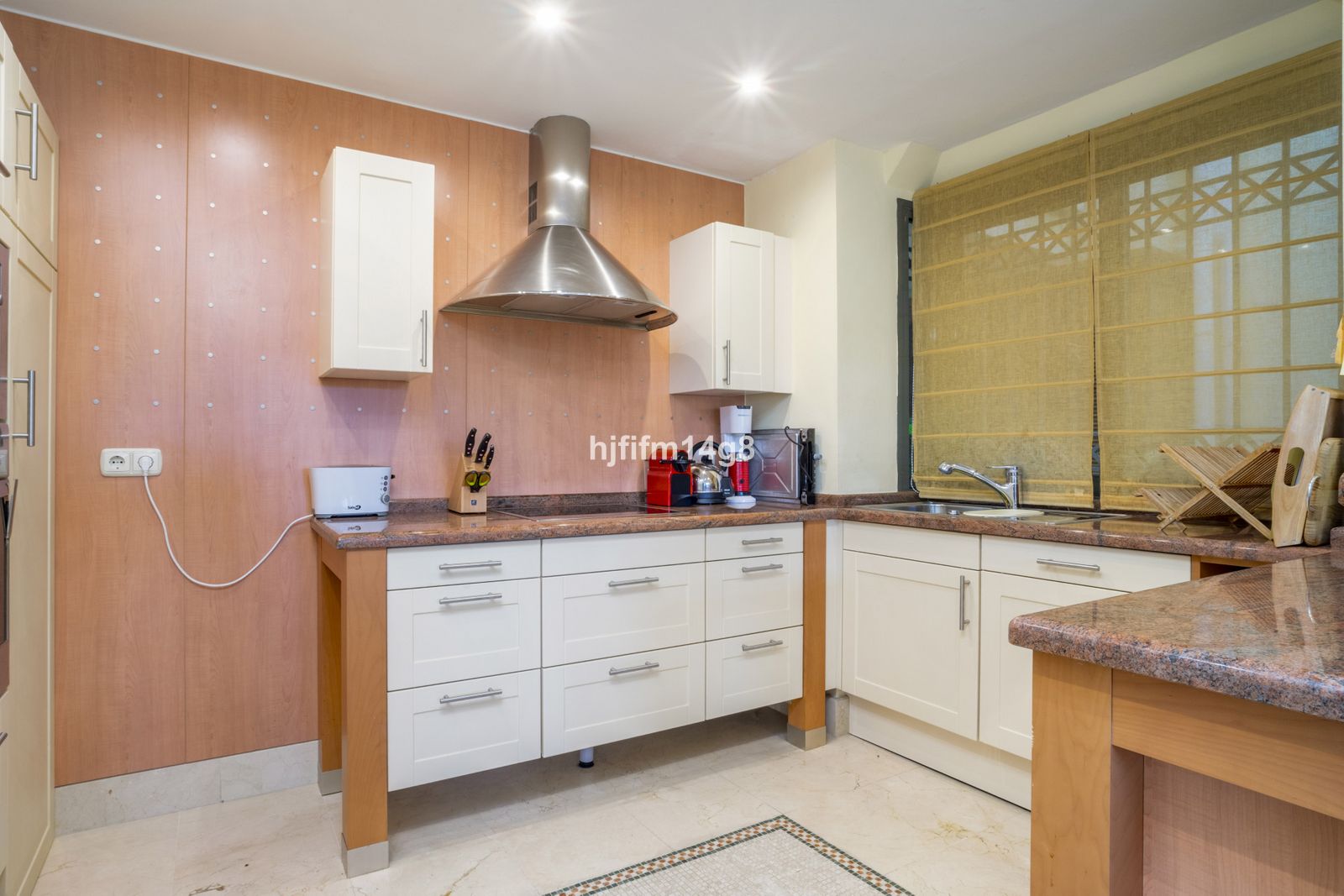 1d5be55fbb9a03648f29d29528677b16 - 12