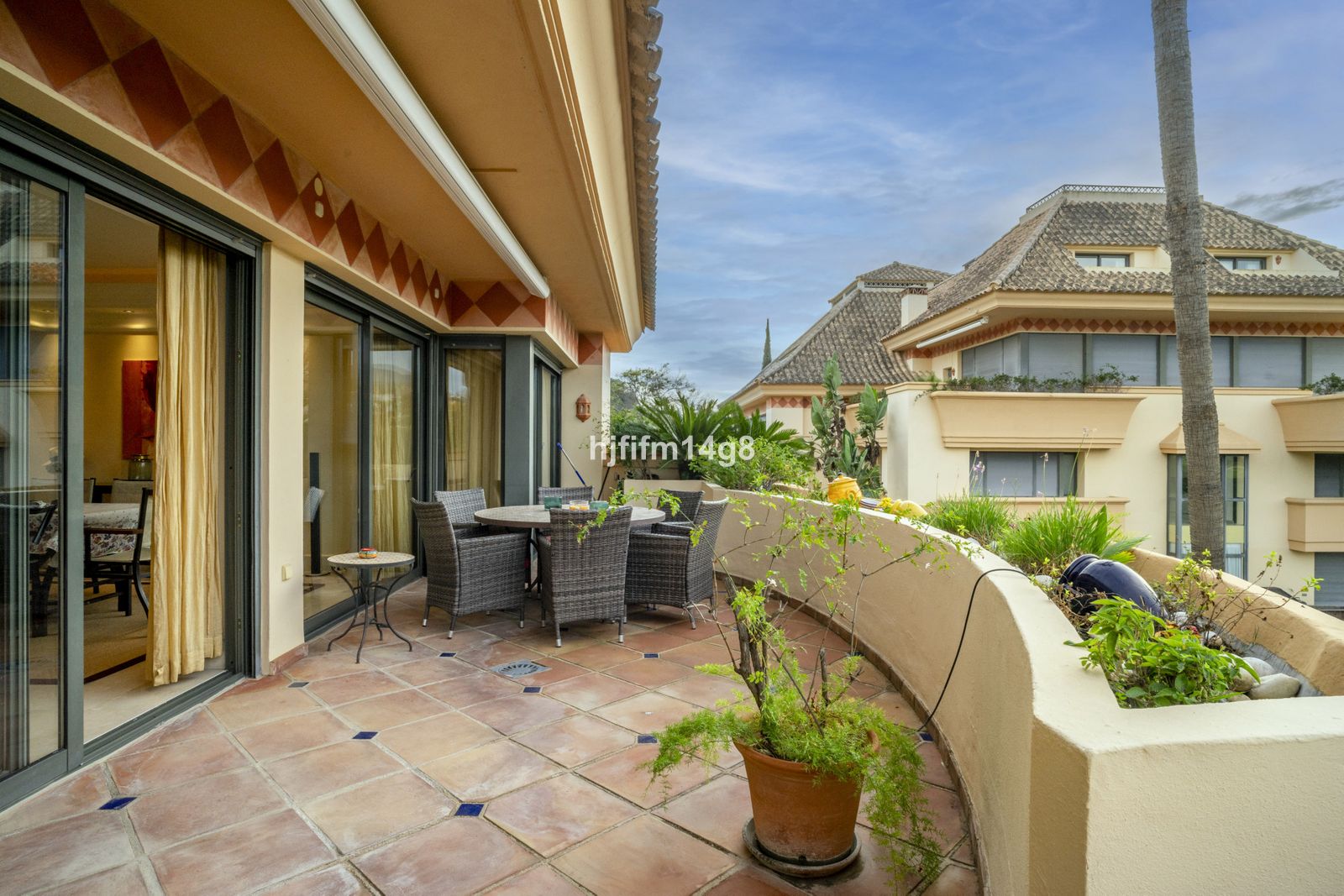 1d5be55fbb9a03648f29d29528677b16 - 3