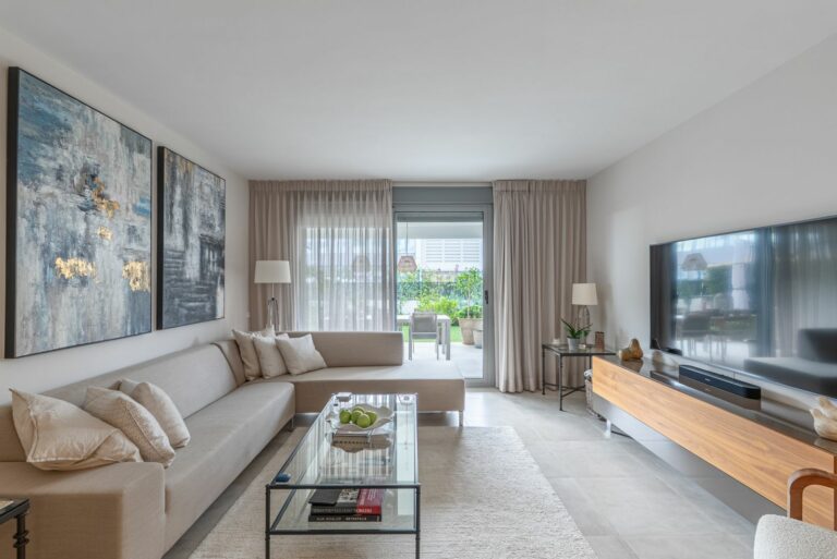 1e47442e3e8f30aeb12fe1a2accd6824 - 3