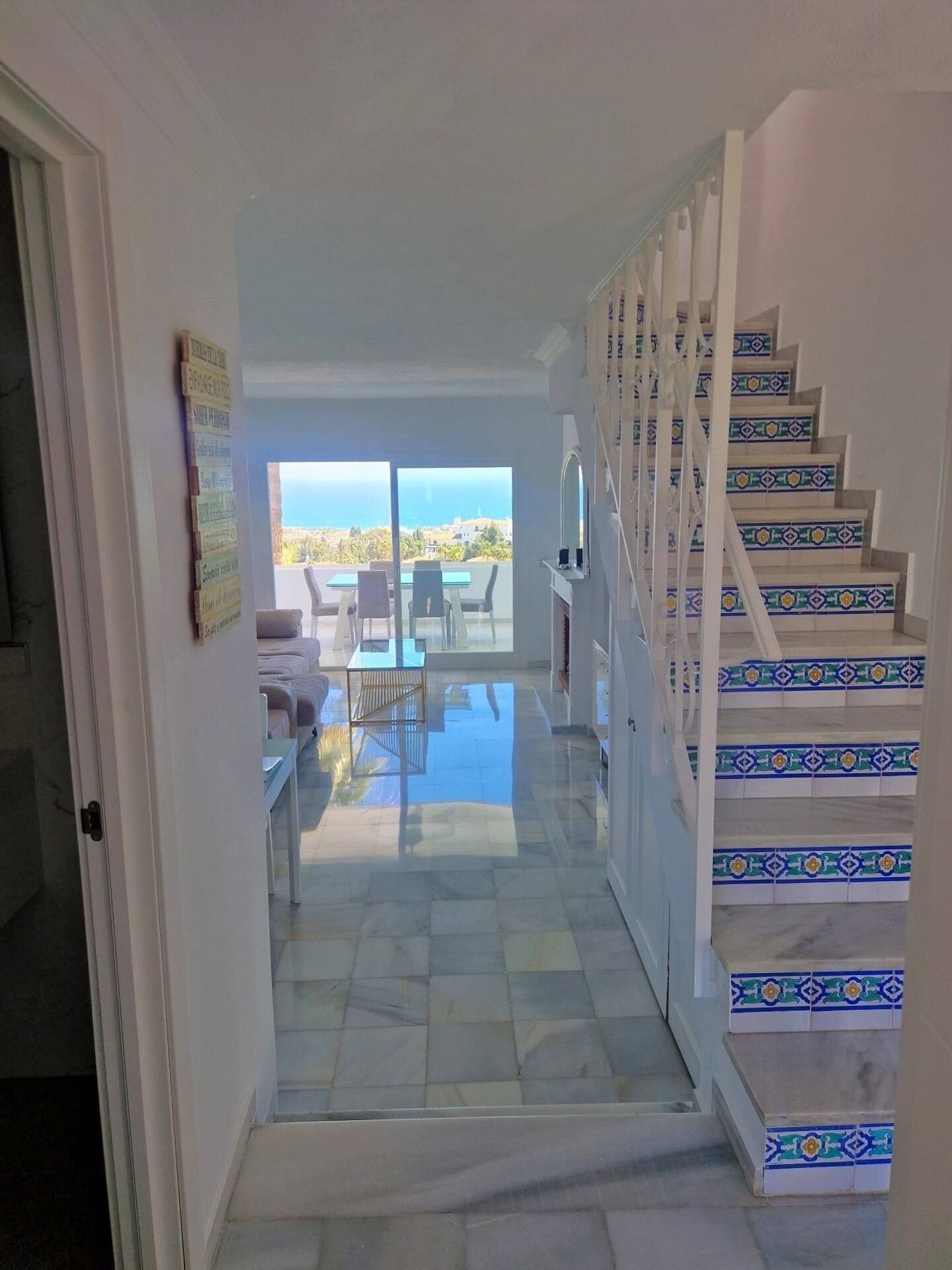 1f394f0cfb71199c64202bbbbc510a93 - 15