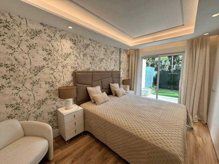 1f5d82644f8dd0ad9a5c294094214679 - 10