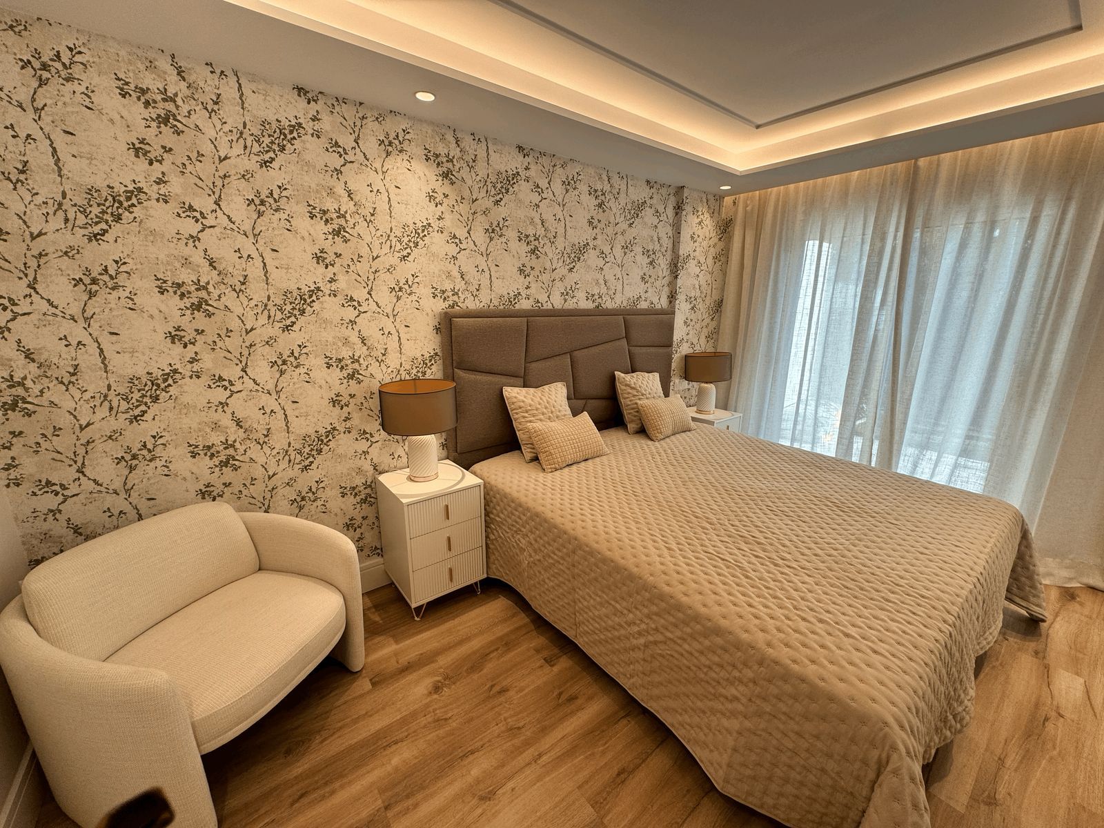 1f5d82644f8dd0ad9a5c294094214679 - 11