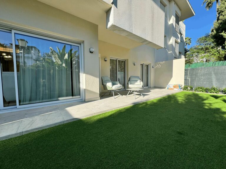 1f5d82644f8dd0ad9a5c294094214679 - 8