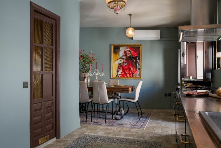 1f60bce025813eea56cd83f518a8aa78 - 10