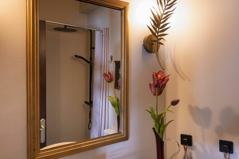 1f60bce025813eea56cd83f518a8aa78 - 12