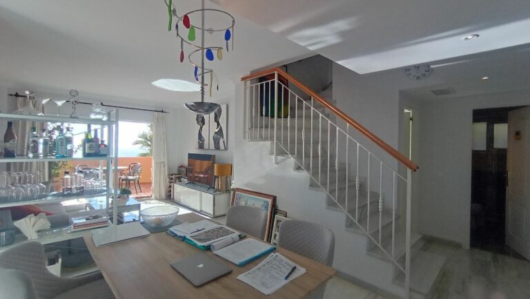 1fa0132021c1c876171a2b9c284559f3 - 14