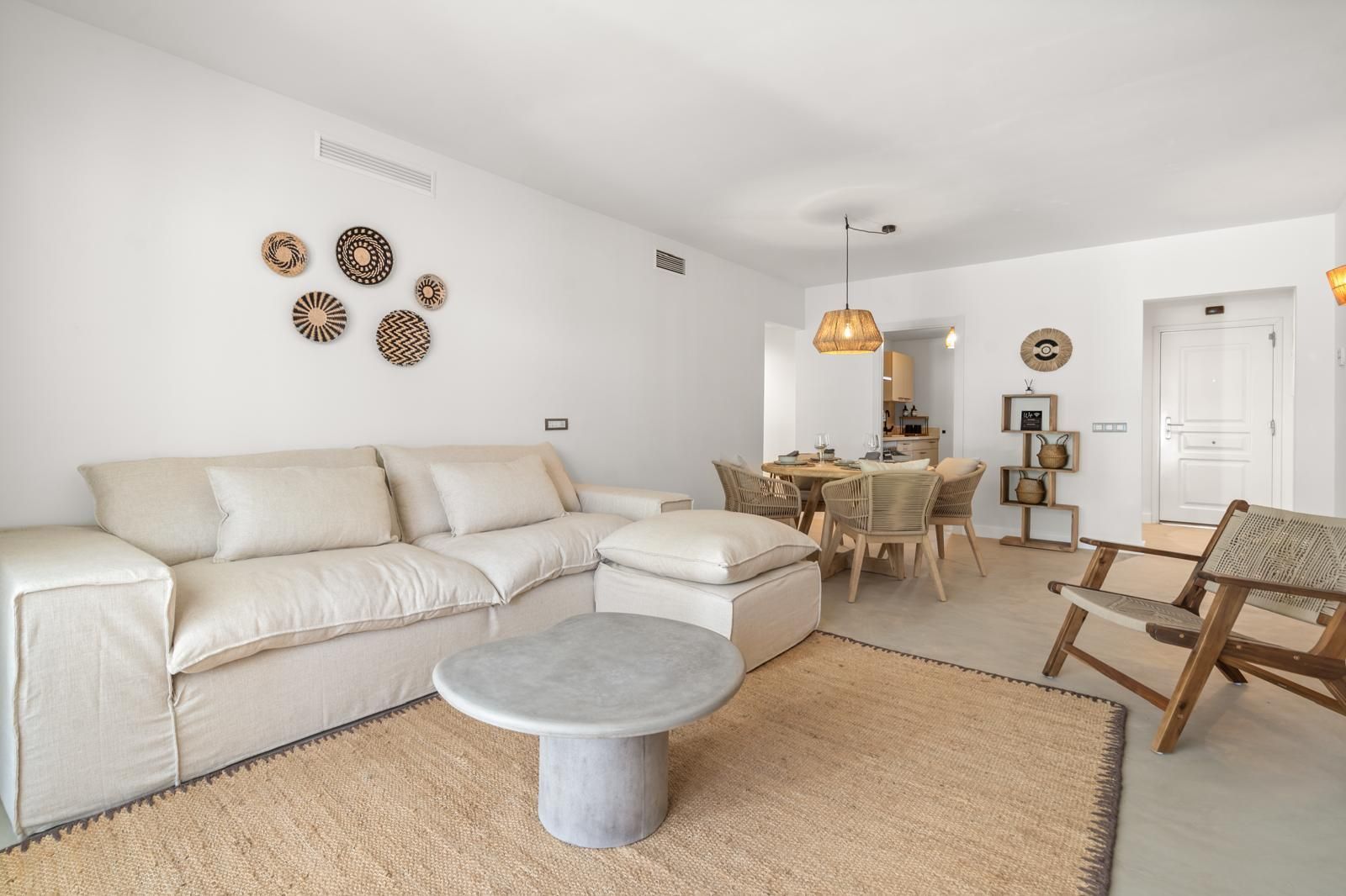 207165bf2716ab48b57335ae14ac7bcd - 3