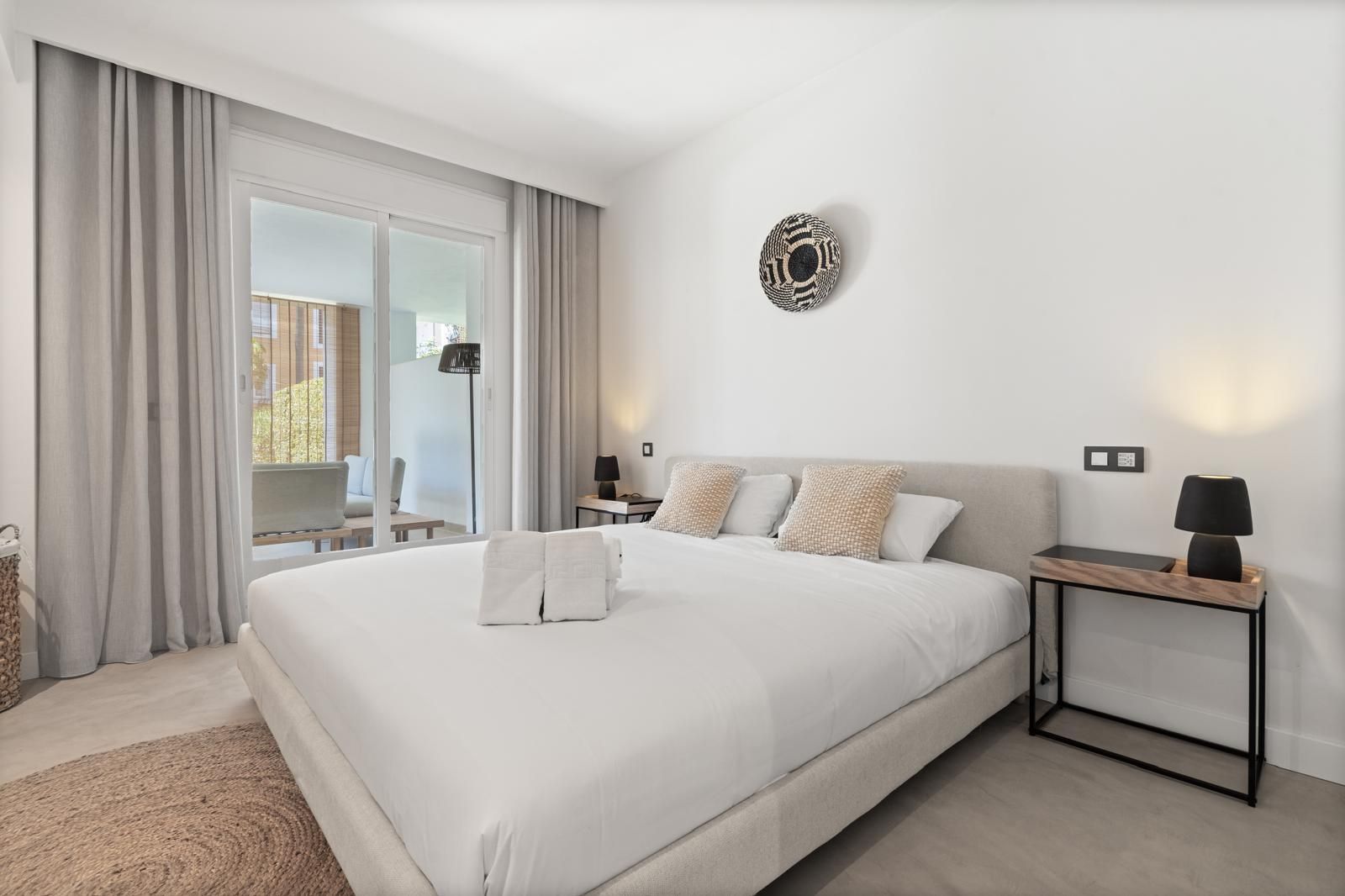 207165bf2716ab48b57335ae14ac7bcd - 6