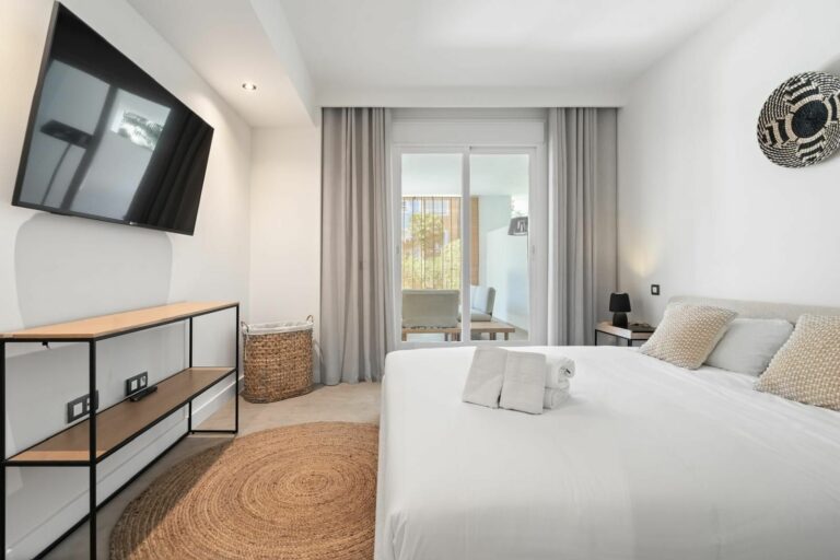 207165bf2716ab48b57335ae14ac7bcd - 8