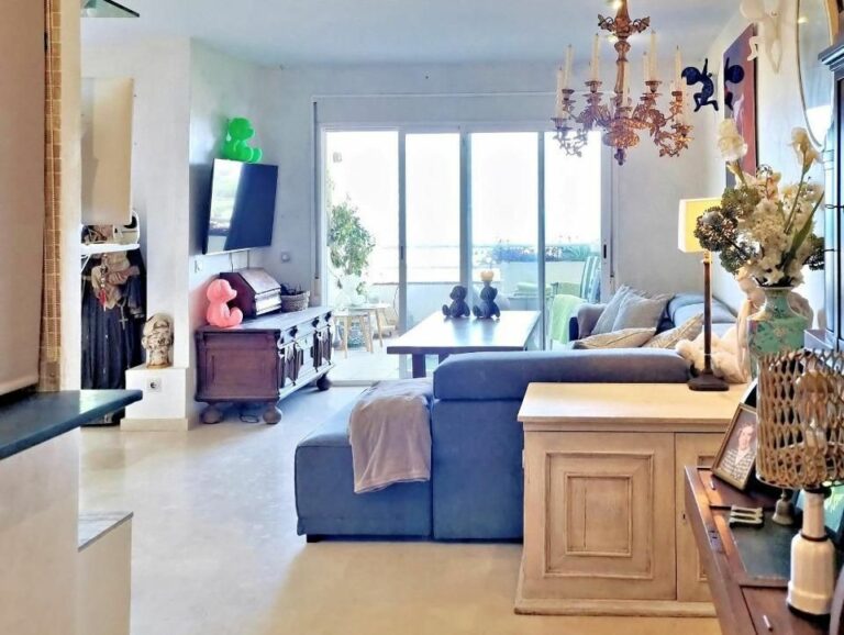 20e14e0d37d96f9e7584dd4411839e71 - 3