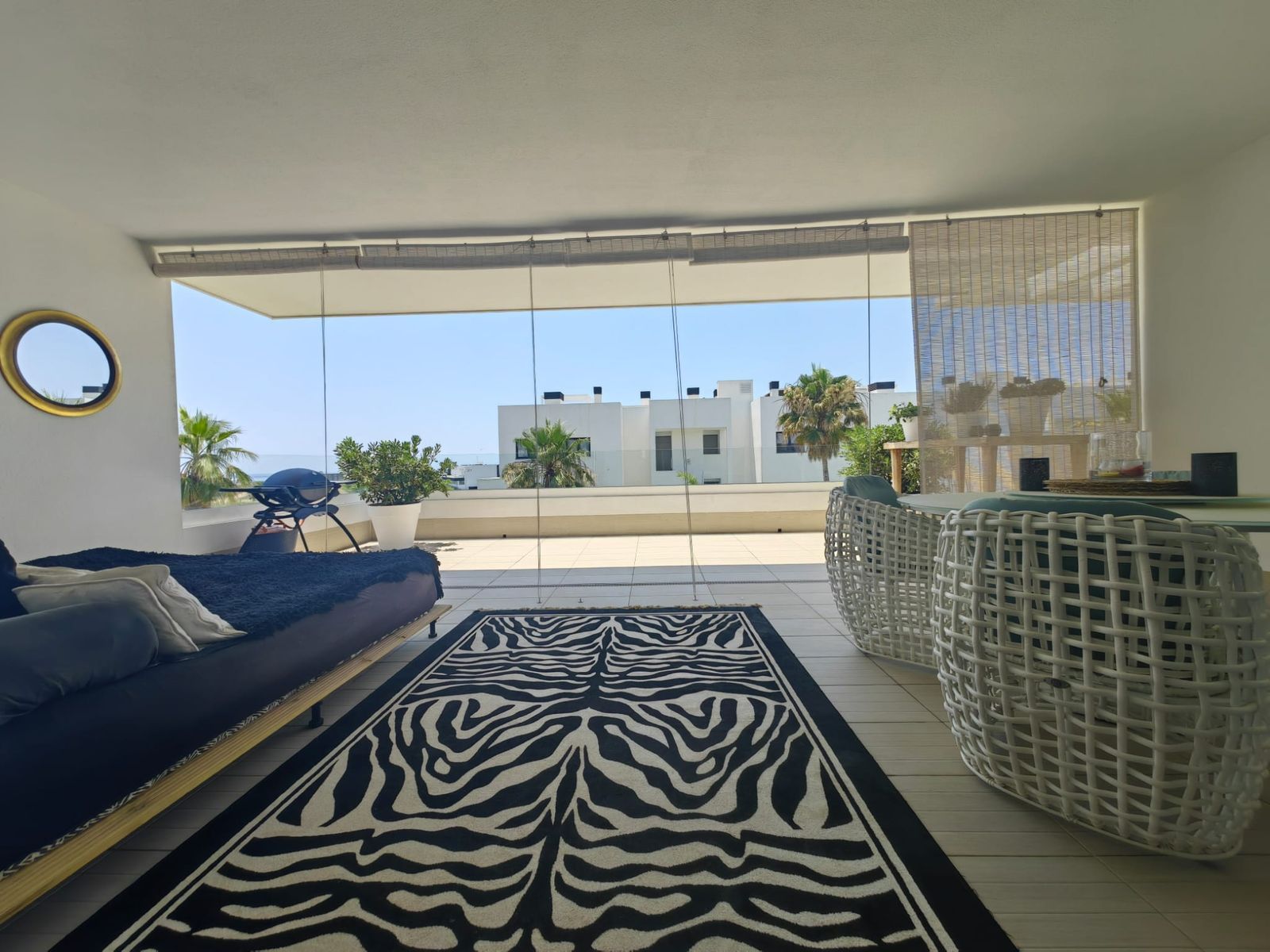 2146c2e0718caa3691ab8f8064eff805 - 15