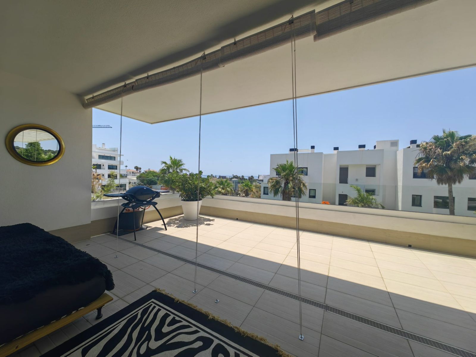 2146c2e0718caa3691ab8f8064eff805 - 16