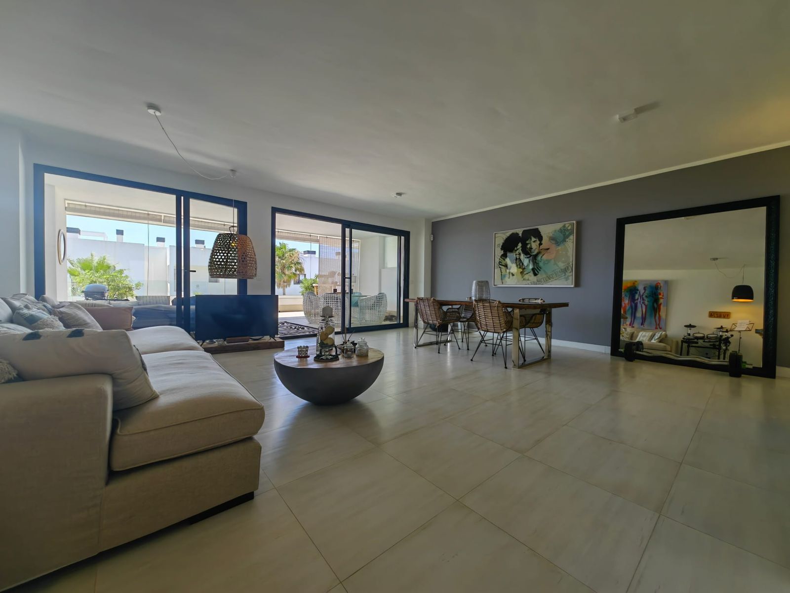 2146c2e0718caa3691ab8f8064eff805 - 2