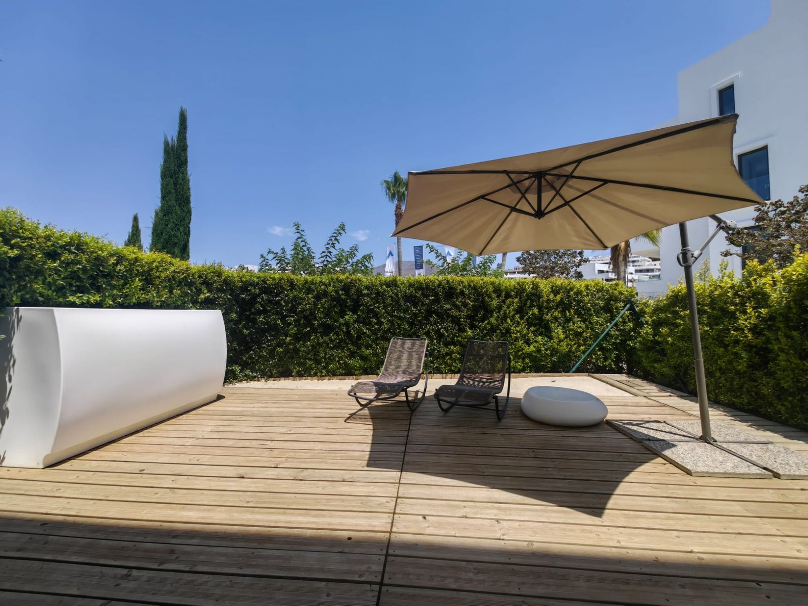 2146c2e0718caa3691ab8f8064eff805 - 4